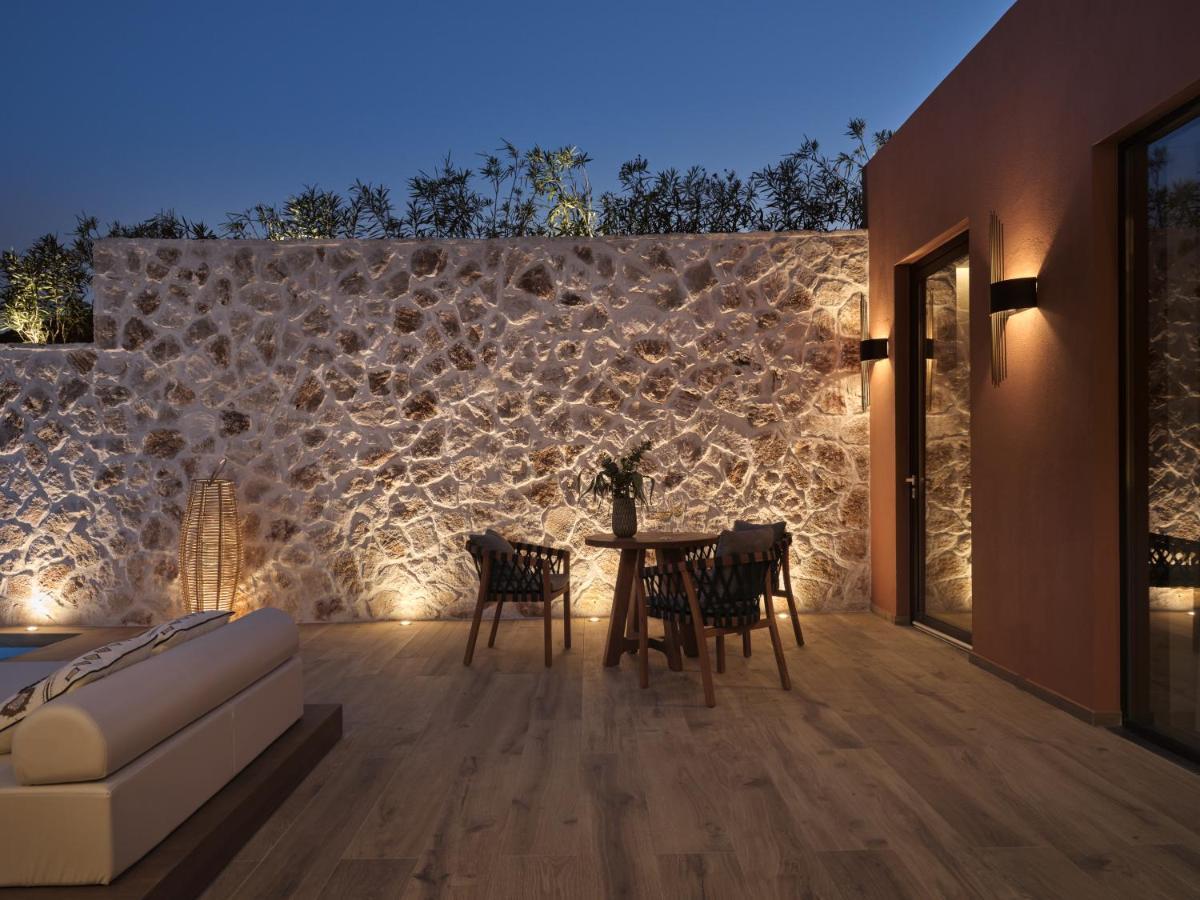 White Springs Retreat Villa Orthoniai